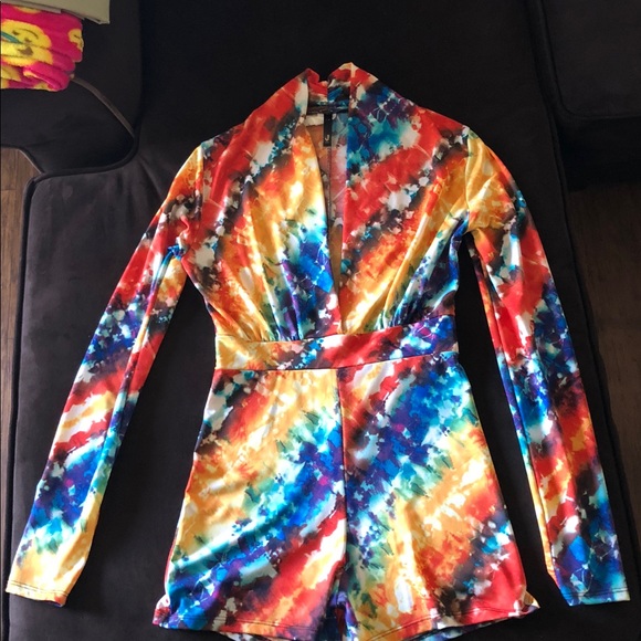 Romper - Picture 2 of 4